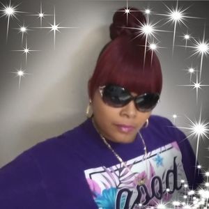 Meet your Posher, Linda